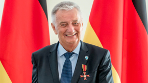 Reiner Meutsch Bundesverdienstkreuz Foto Torsten Silz Staatskanzlei RLP.jpg